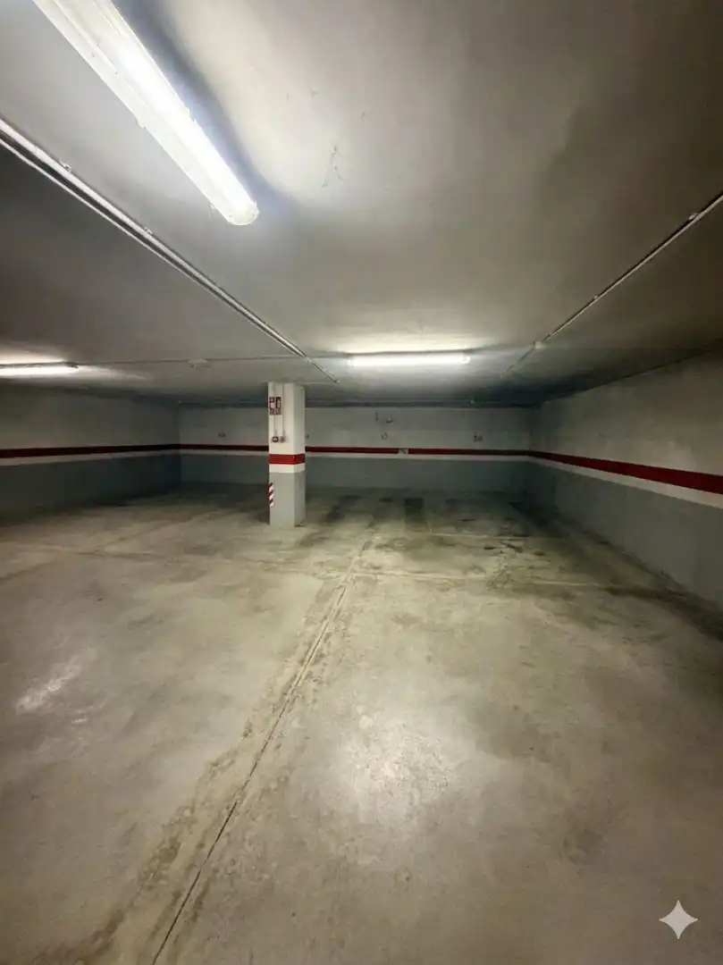Parkplatz von Wohnung zum Verkauf in Roquetas de Mar mit Klimaanlage, Möbliert und Gemeinschaftspool