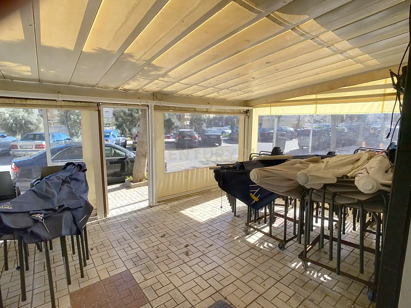 Terraza de Local en traspaso en Torremolinos con Aire acondicionado