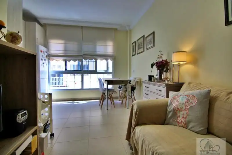 Sala d'estar de Pis en venda en Santa Cruz de Tenerife amb Moblat