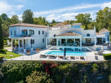 Casa con piscina en venta en Marbella Centro