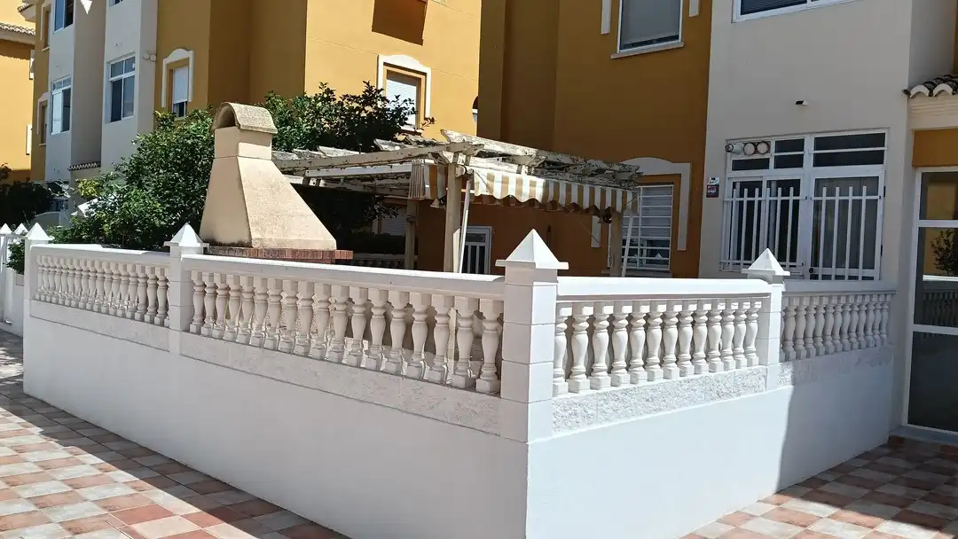 Terrasse von Wohnungen zum Verkauf in Xeraco mit Klimaanlage, Privatgarten und Terrasse