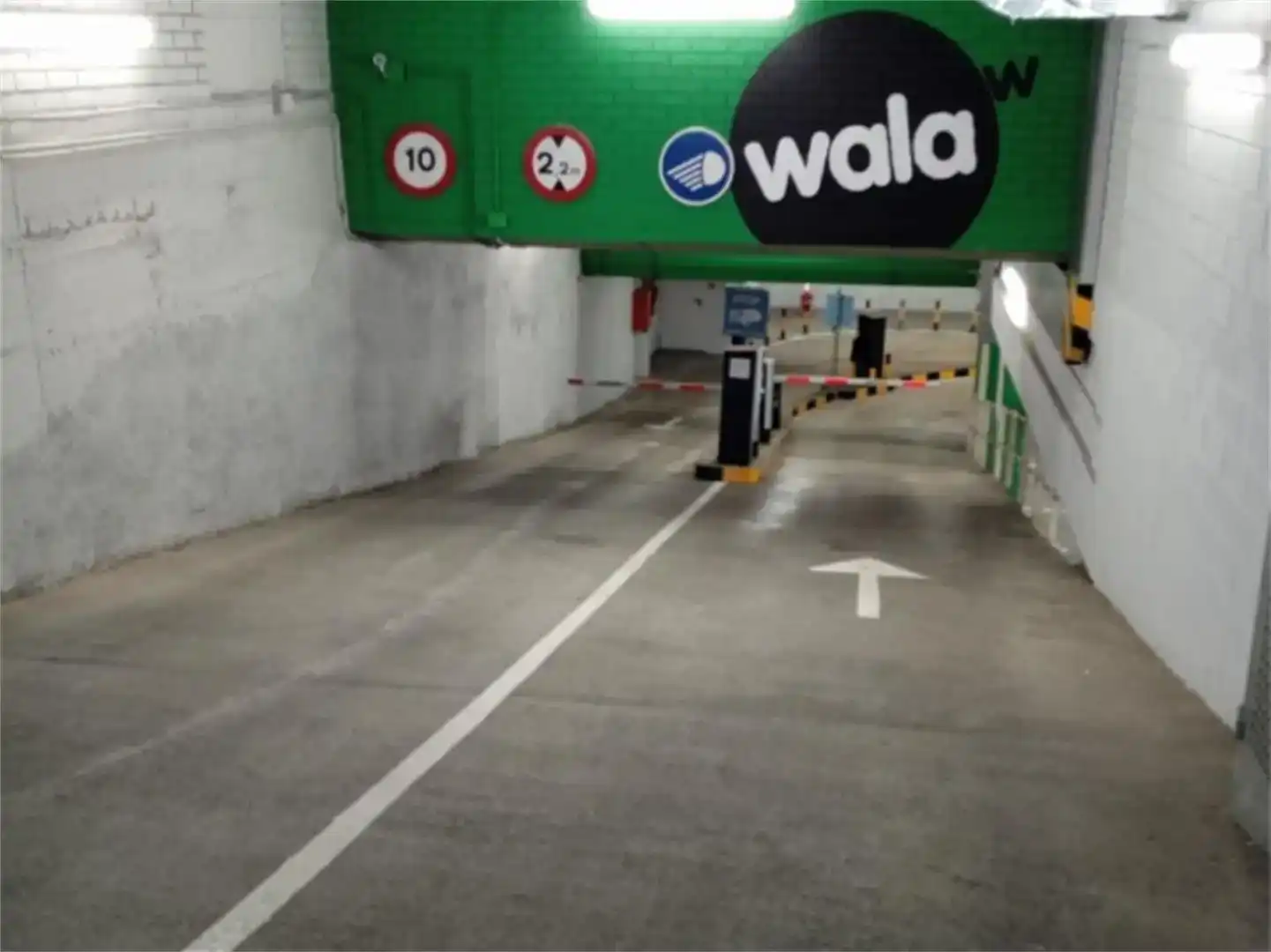 Parkplatz von Garage zur Miete in Barcelona