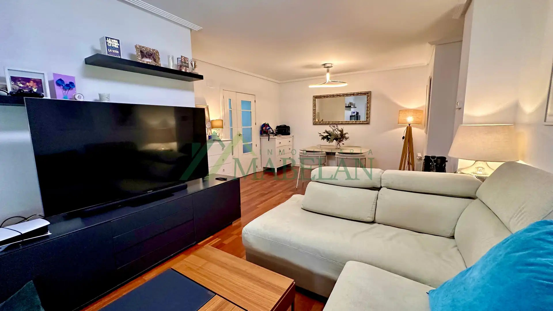Sala de estar de Piso de alquiler en Las Rozas de Madrid con Aire acondicionado, Calefacción y Terraza