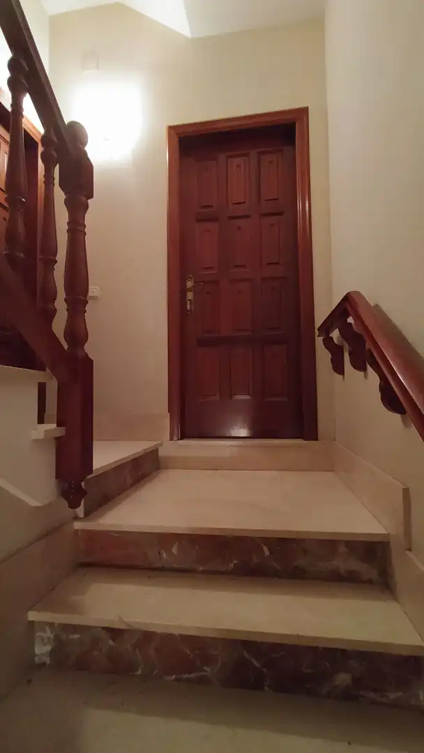 House for sale in dels Mercaders 3