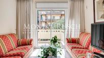 Exterior view of Flat for sale in  Barcelona Capital  with Air Conditioner, Terrace and Swimming Pool