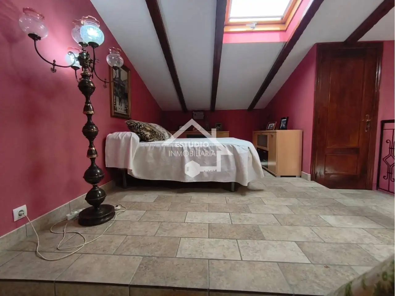 Houses for sale in Alesanco  with Heating, Private garden and Furnished