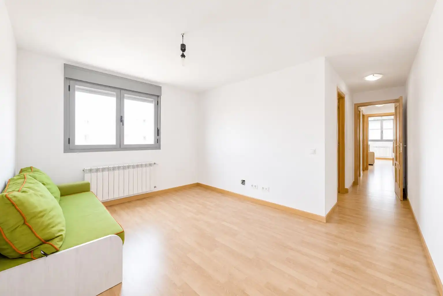 Habitación de Piso en venta en Rivas-Vaciamadrid con Calefacción, Trastero y Piscina comunitaria
