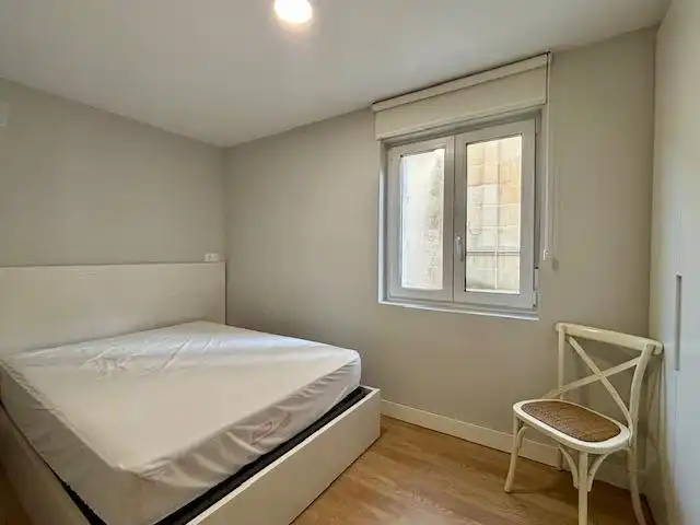 Bedroom of Flat for sale in  Pamplona / Iruña  with Air Conditioner, Furnished and Balcony