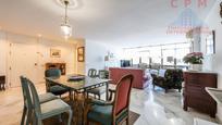 Living room of Flat to rent in  Madrid Capital  with Air Conditioner, Heating and Parquet flooring