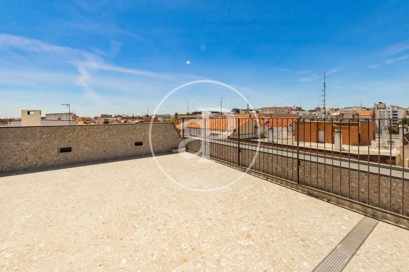 Terrassa de Pis de lloguer en Madrid amb Aire condicionat, Calefacció i Terrassa