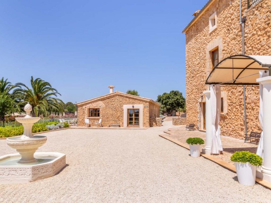 Exterior view of Country house for sale in Santa María del Camí  with Heating, Private garden and Terrace