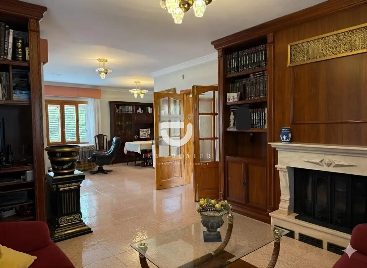 Sala d'estar de Casa o xalet en venda en Oliva amb Jardí privat, Terrassa i Piscina