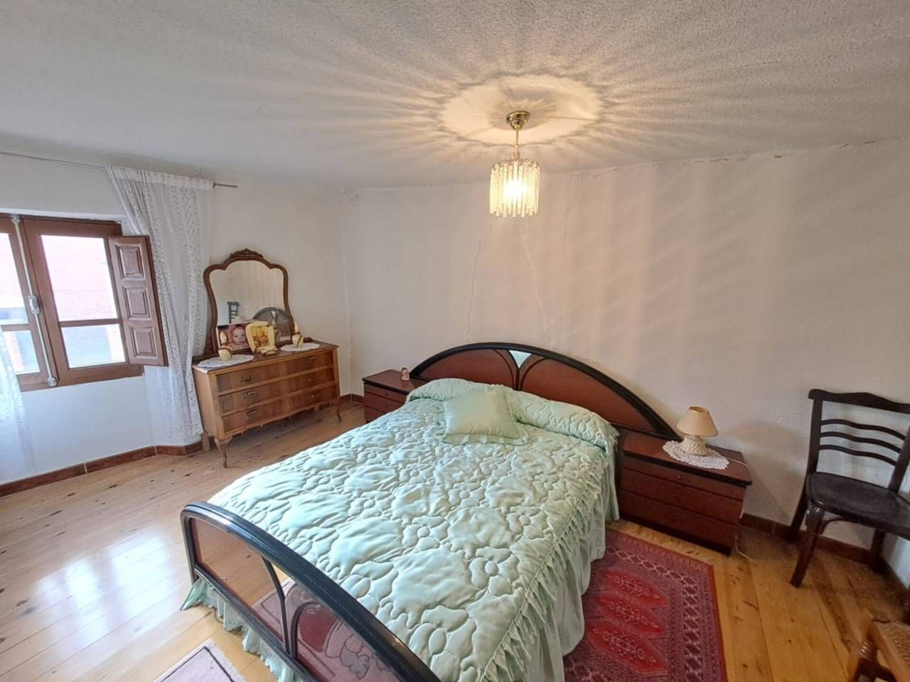 Dormitori de Casa o xalet en venda en Presencio amb Jardí privat