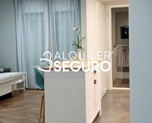 Bedroom of Flat to rent in Alcantarilla  with Air Conditioner, Heating and Storage room