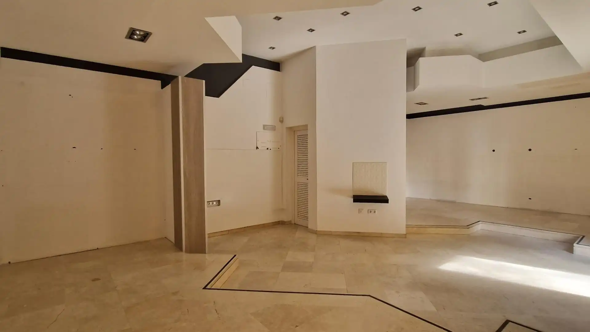 Gewerbefläche zum Verkauf in Avenida - Divina Pastora - Plaza de Toros, imagen 9