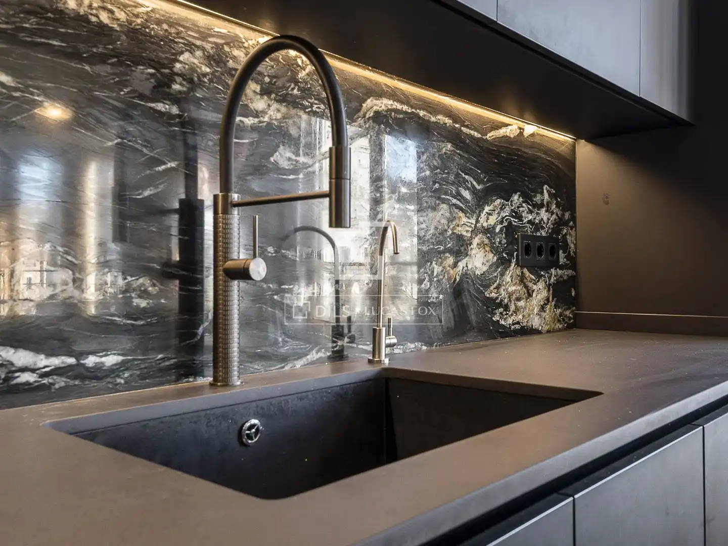 Kitchen of Flat for rent in Eixample