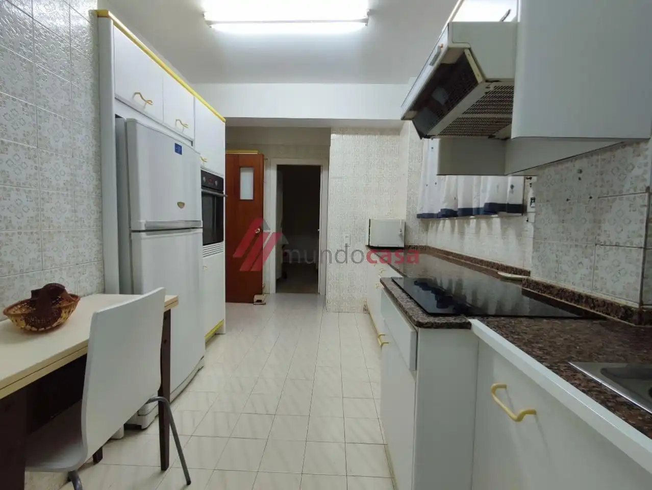 Cocina de Piso de alquiler en Ferrol con Calefacción, Parquet y Terraza