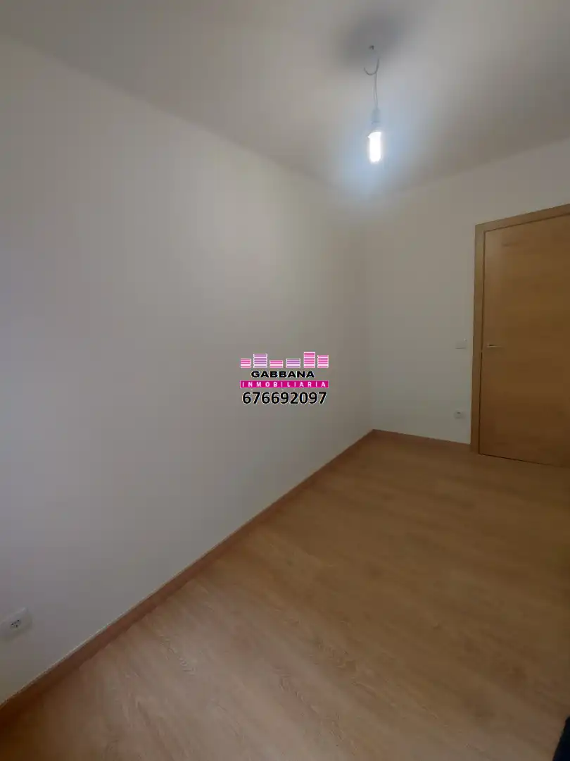 Piso de alquiler en Rúa de Jenaro de la Fuente, 50, Casablanca - Calvario