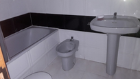 Bathroom of Flat for sale in San Martín de la Vega  with Storage room