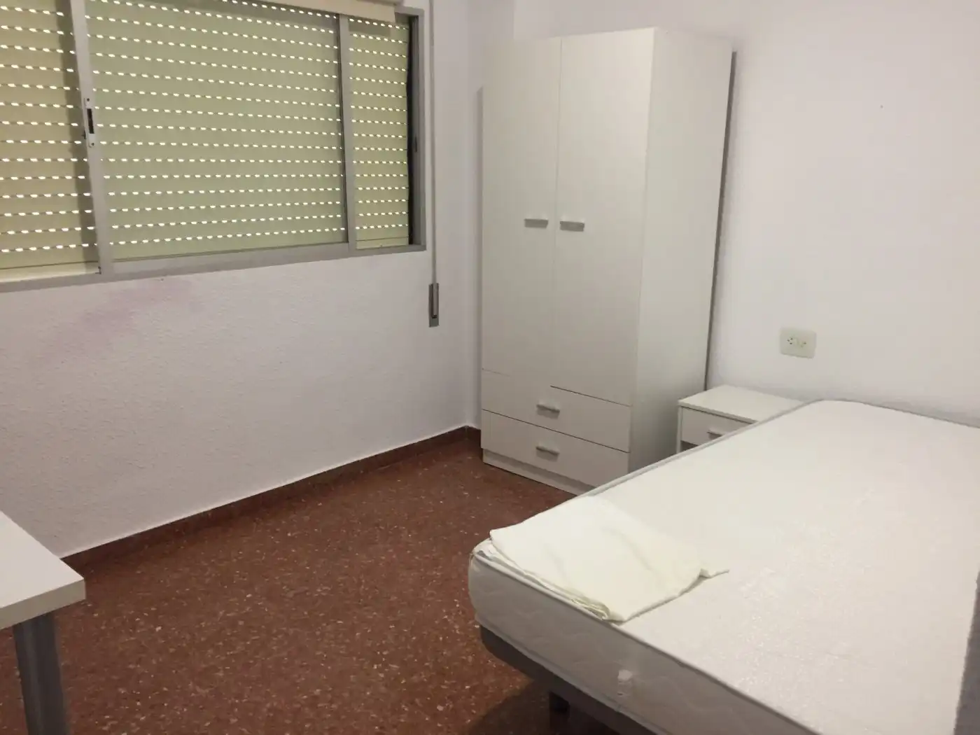 Schlafzimmer von Wohnung zur Miete in Valencia mit Terrasse, Möbliert und Balkon