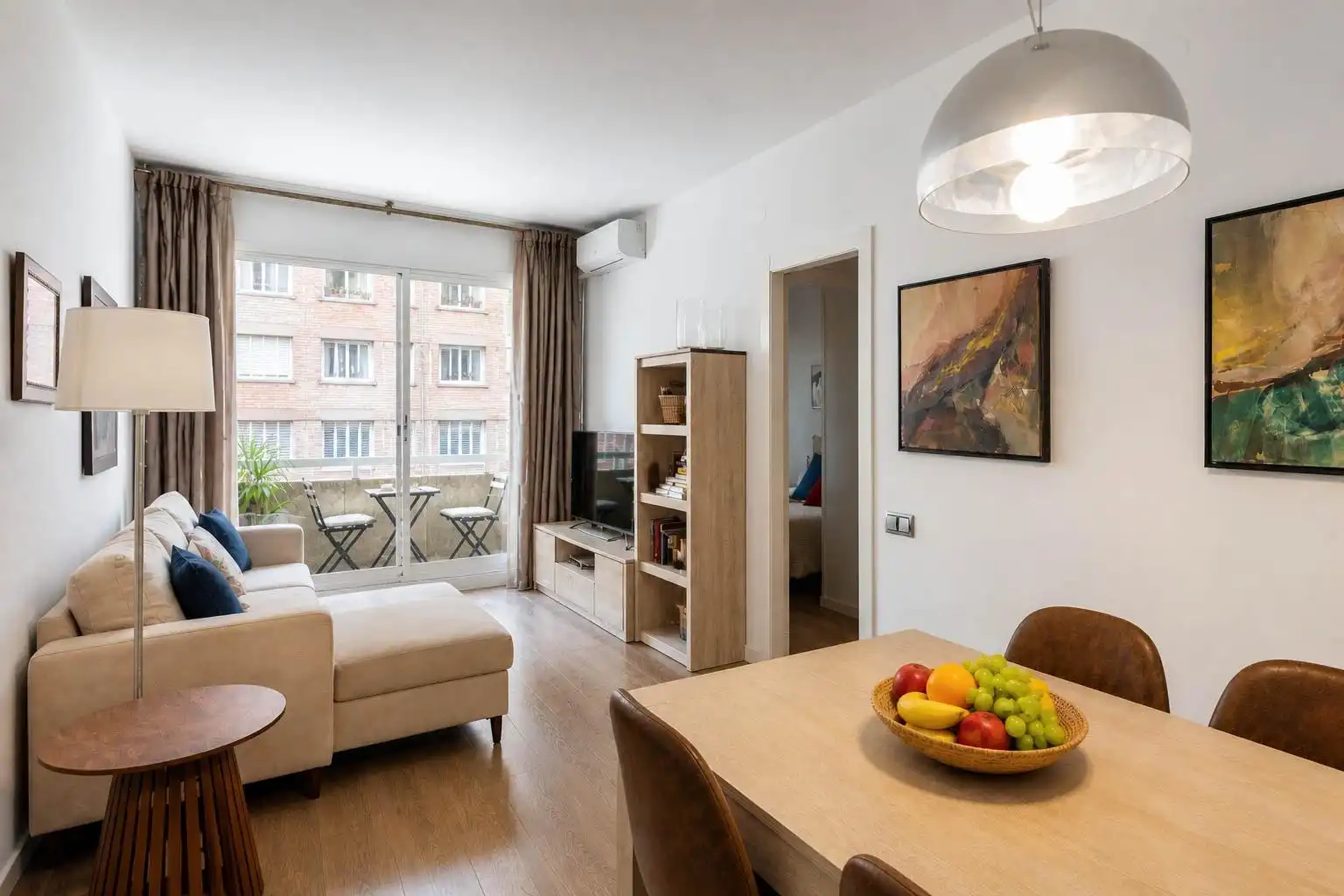 Sala d'estar de Pis en venda en Barcelona amb Aire condicionat, Calefacció i Jardí privat