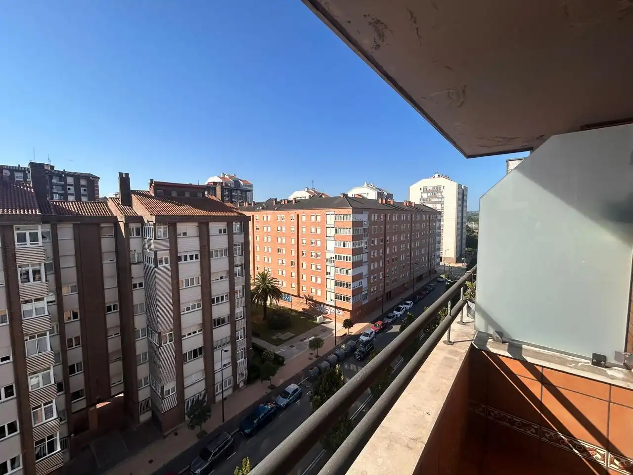 Exterior view of Flat for rent in Gijón   with Heating, Terrace and Storage room