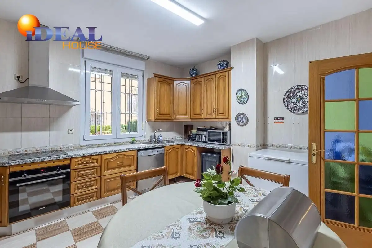 Detached house with terrace for sale in Calle Calle Sauce, imagen 7