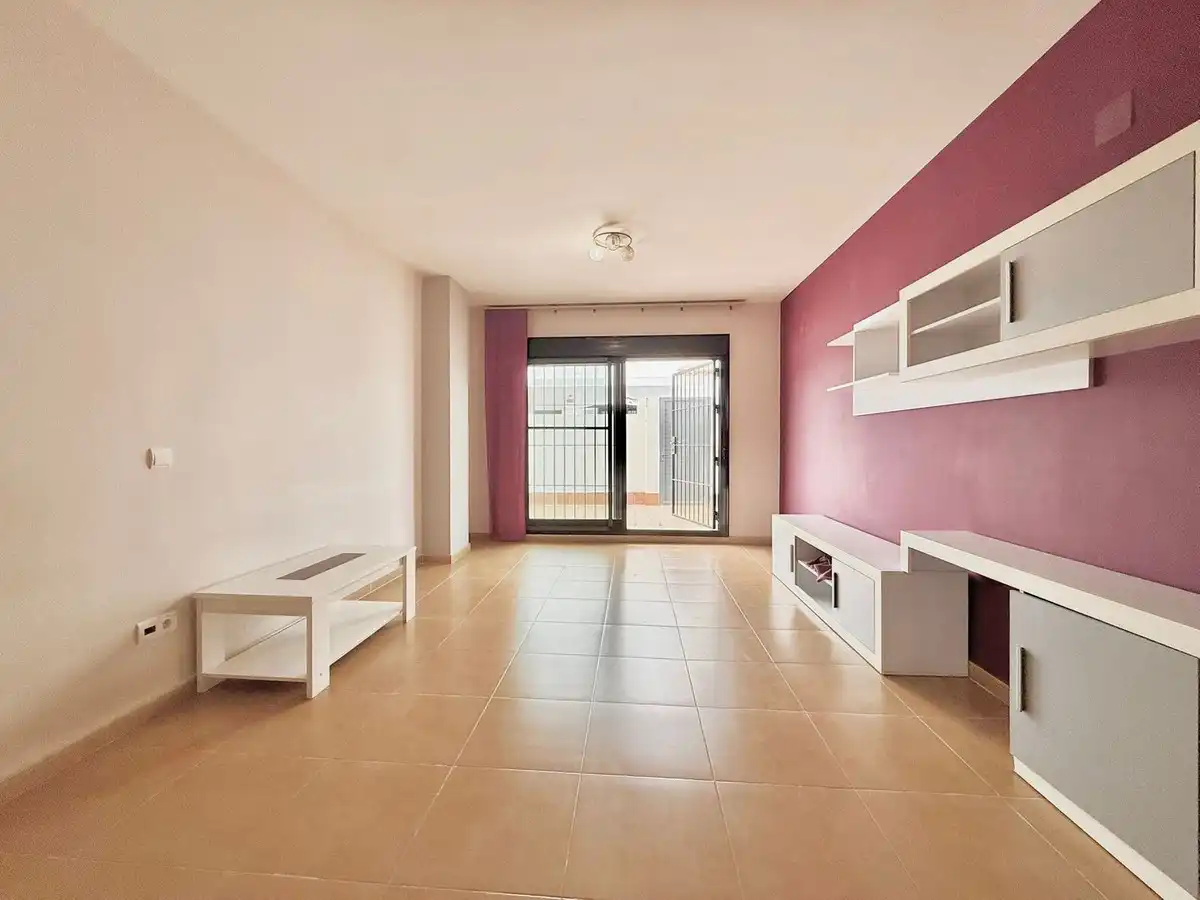 Sala d'estar de Planta baixa en venda en Mijas amb Aire condicionat, Calefacció i Jardí privat