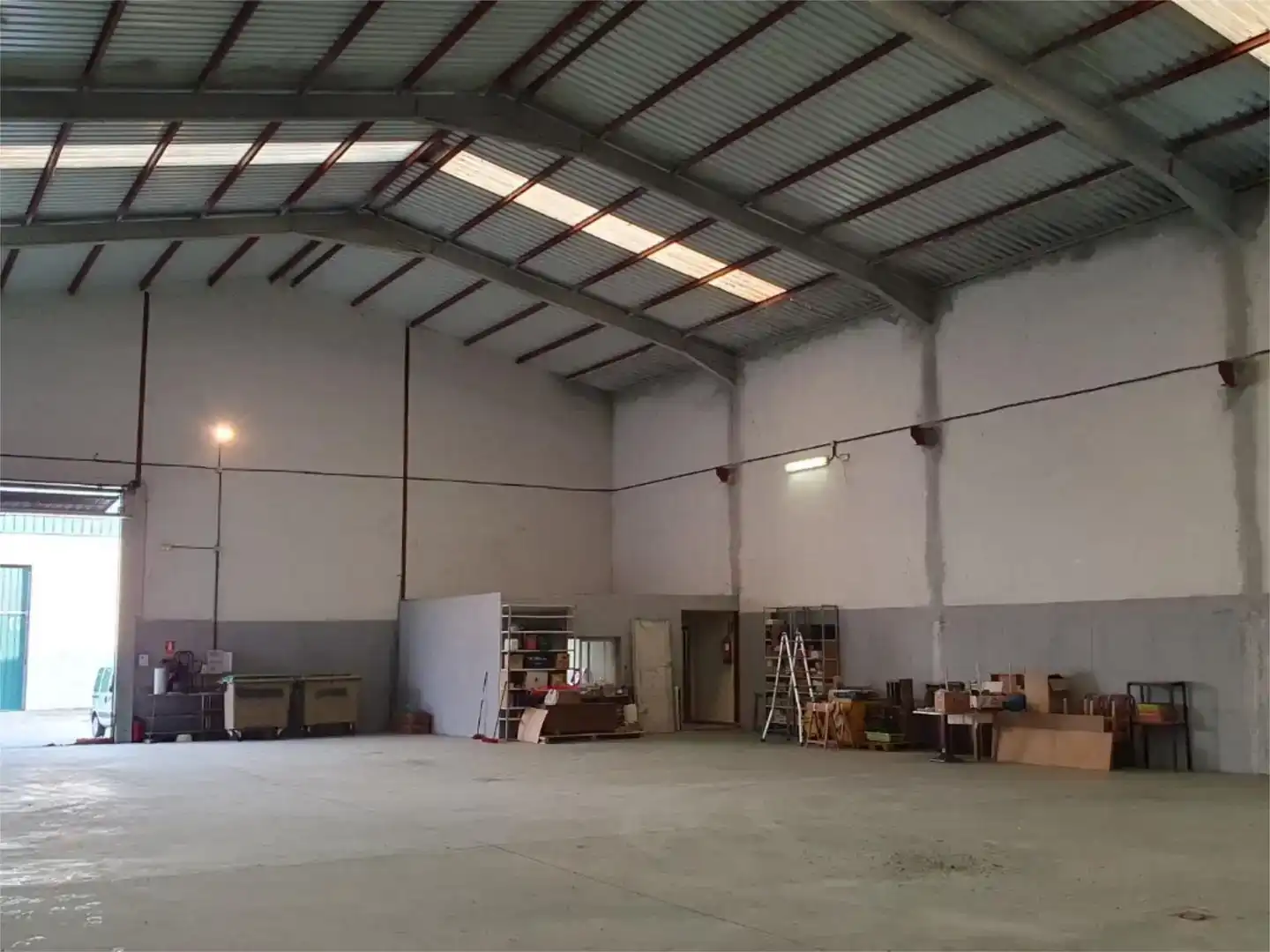 Nave industrial en venta en Cistérniga