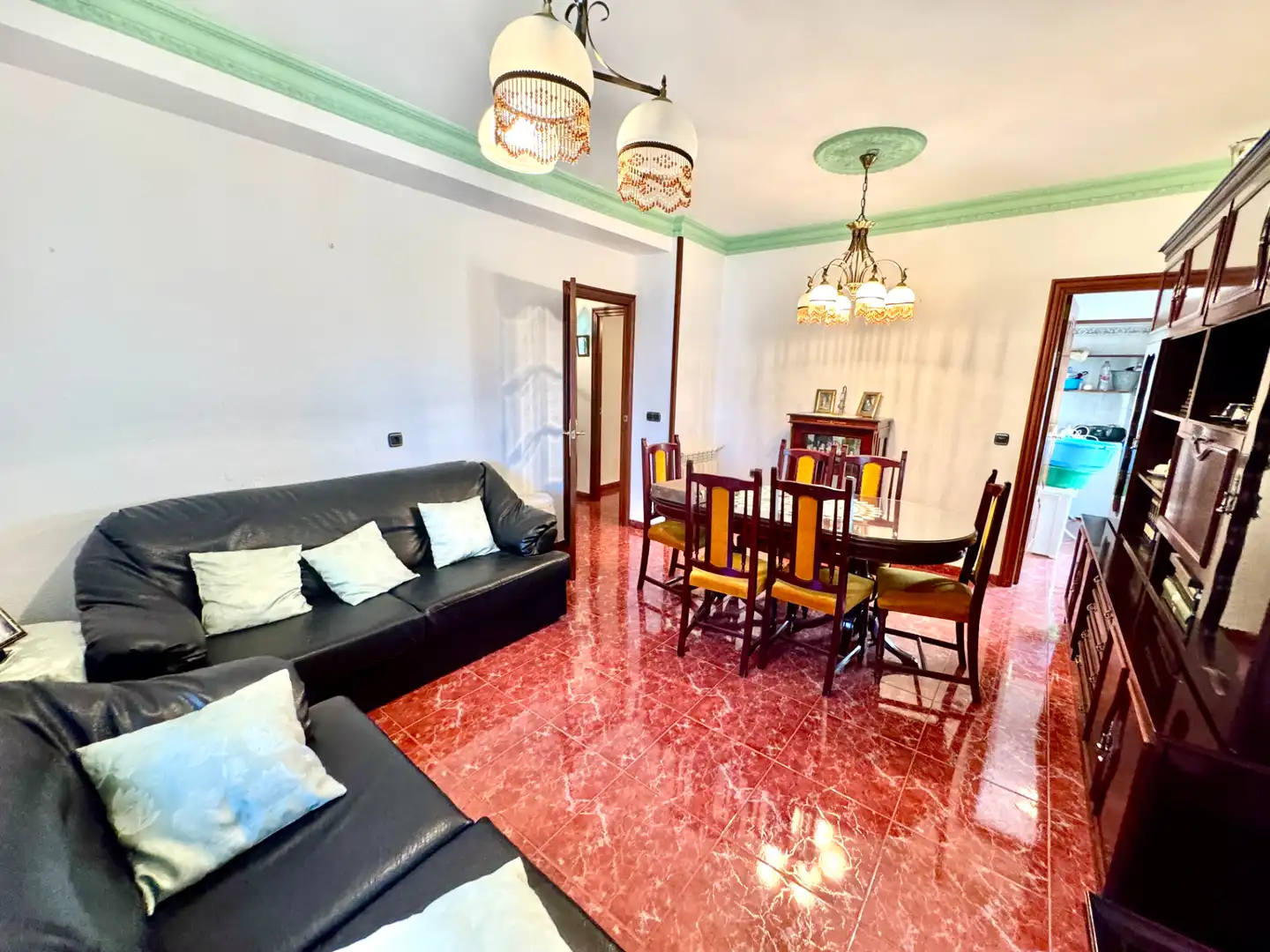 Sala d'estar de Casa o xalet en venda en Pórtugos amb Calefacció, Terrassa i Traster