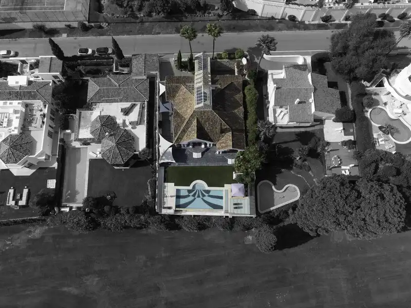 Chalet con terraza en venta en Nueva, imagen 21