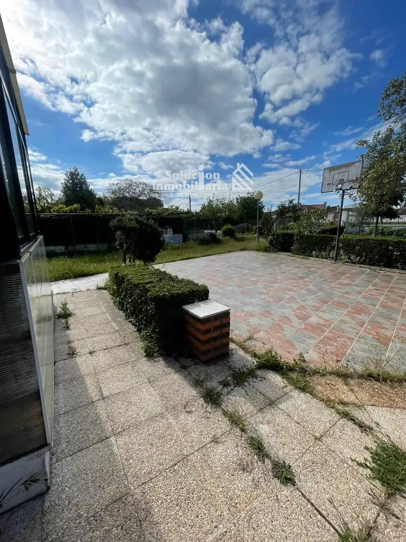 Jardín de Casa o chalet en venta en Doñinos de Salamanca con Calefacción y Amueblado