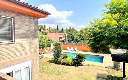 Piscina de Casa o xalet en venda en Cabrera de Mar