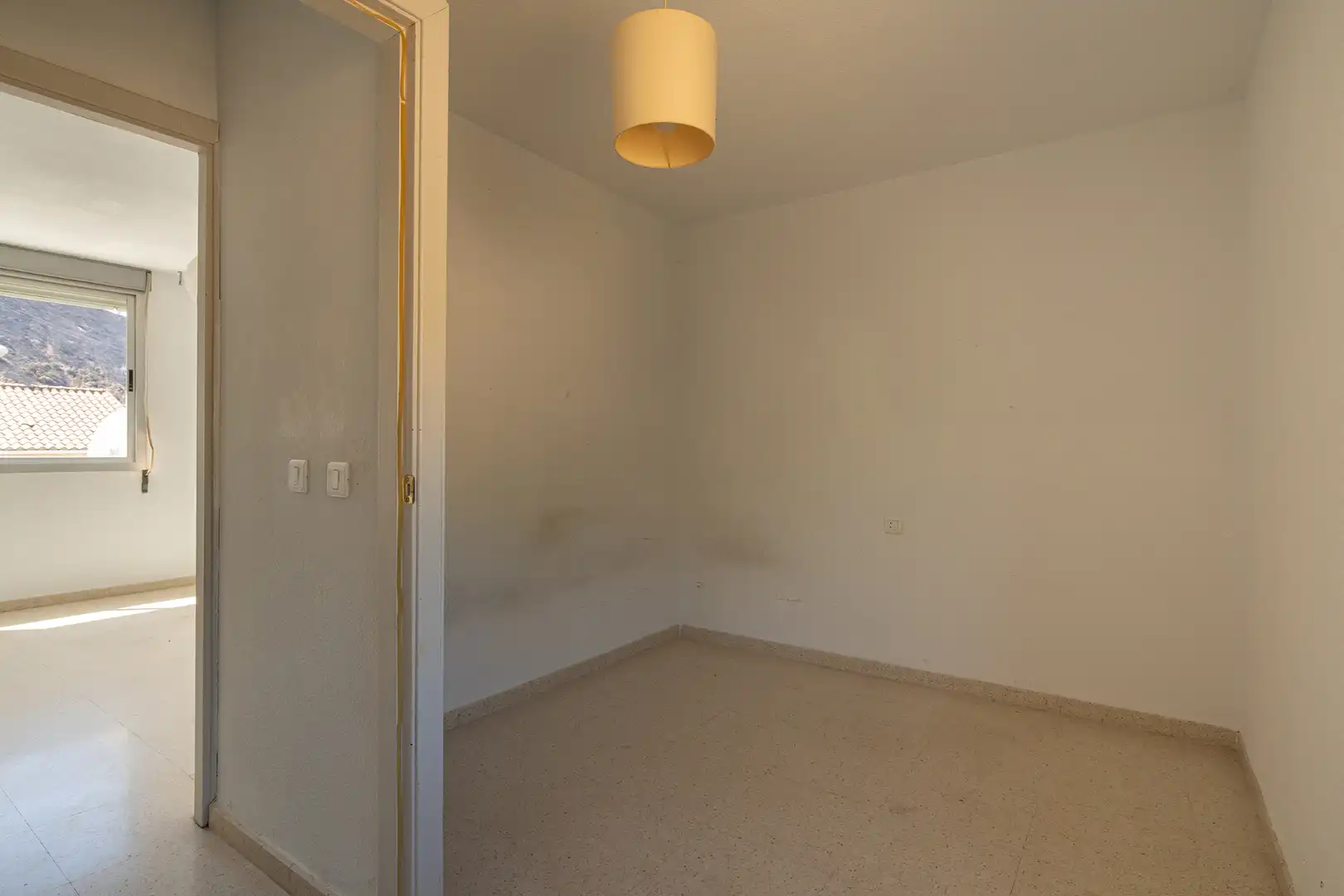 Habitación de Casa adosada en venta en Granada con Calefacción, Jardín privado y Terraza