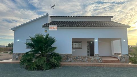 CHALET CON PARCELA DE 5000 m2 VALLADA EN URBANIZACIÓN