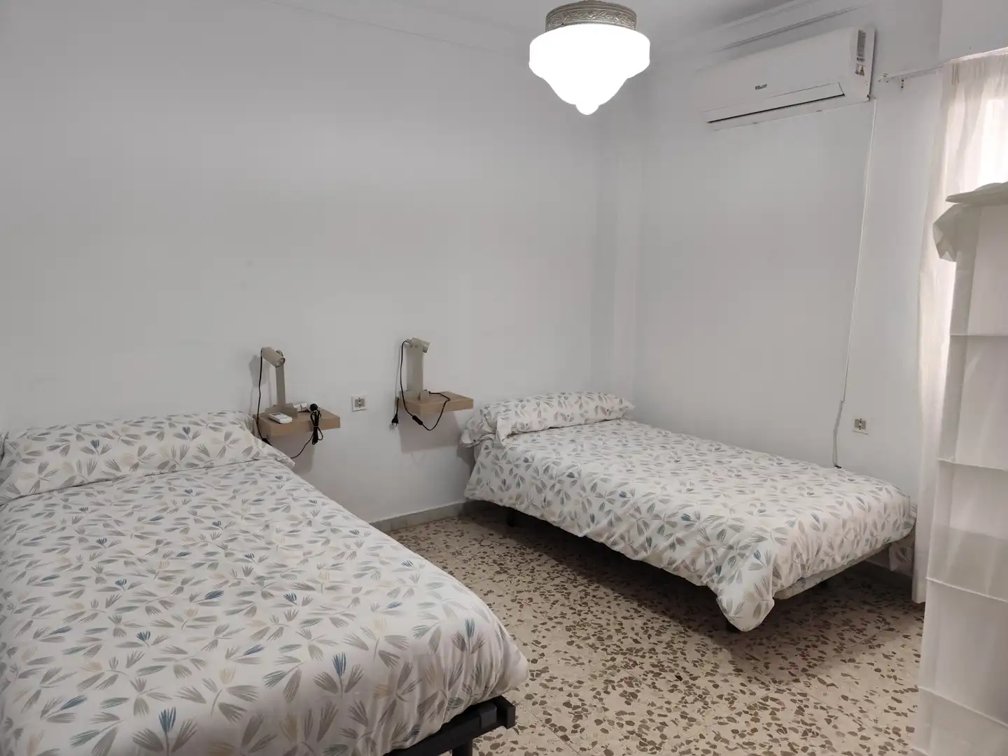 Habitación de Piso de alquiler en Sanlúcar de Barrameda con Aire acondicionado, Calefacción y Amueblado