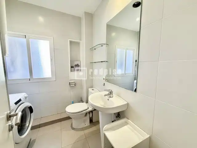 Baño de Piso en venta en Madrid con Aire acondicionado, Calefacción y Parquet