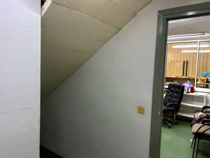 Local en venda en Pinseque amb Aire condicionat, Calefacció i Moblat