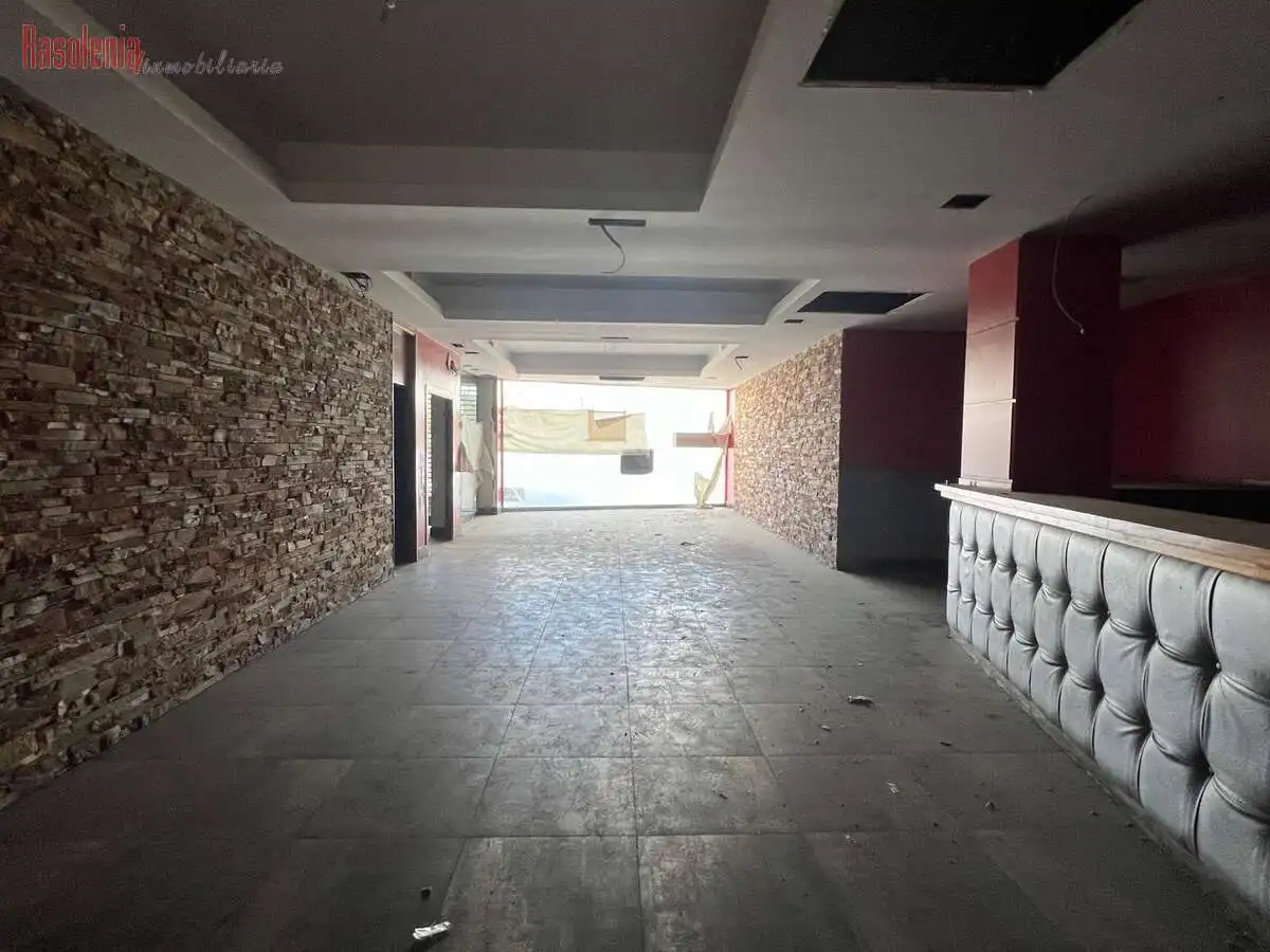 Local comercial en venda a Coreiro SN, imagen 3