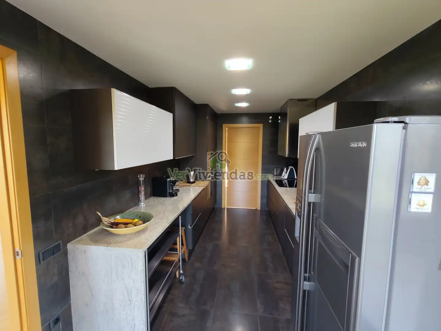 Cuina de Casa o xalet en venda en Sant Cugat del Vallès amb Aire condicionat, Calefacció i Jardí privat