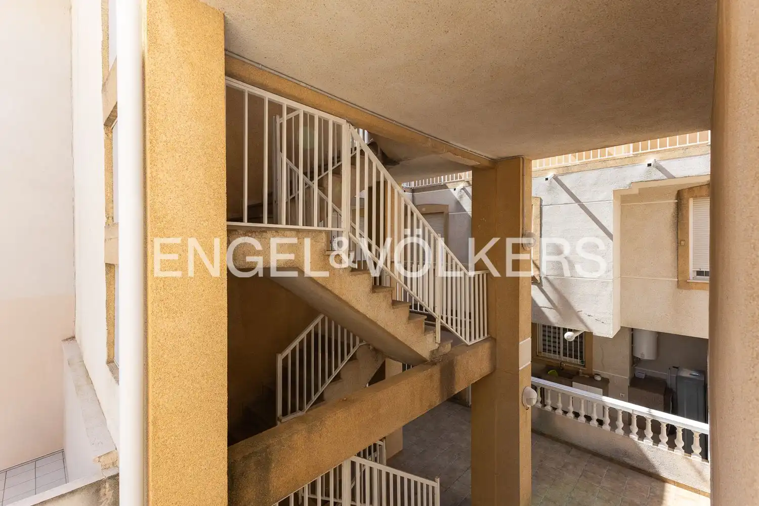 Duplexes for rent in Carrer Riu Xúquer, Playas de Puçol