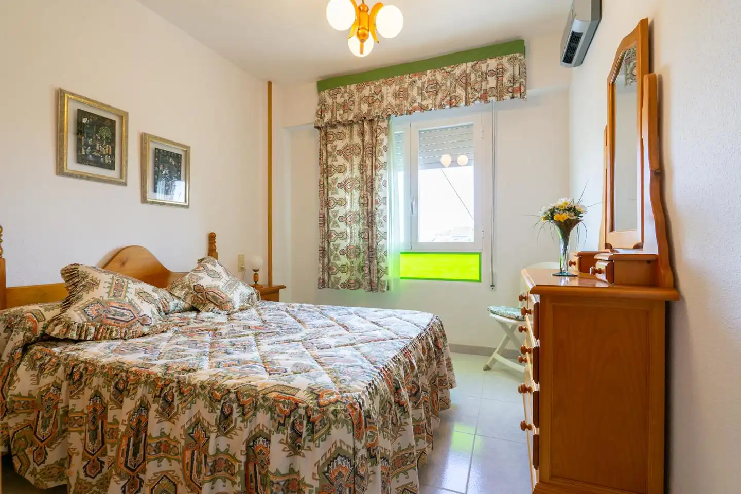Habitación de Apartamento en venta en Santa Pola con Aire acondicionado, Terraza y Piscina