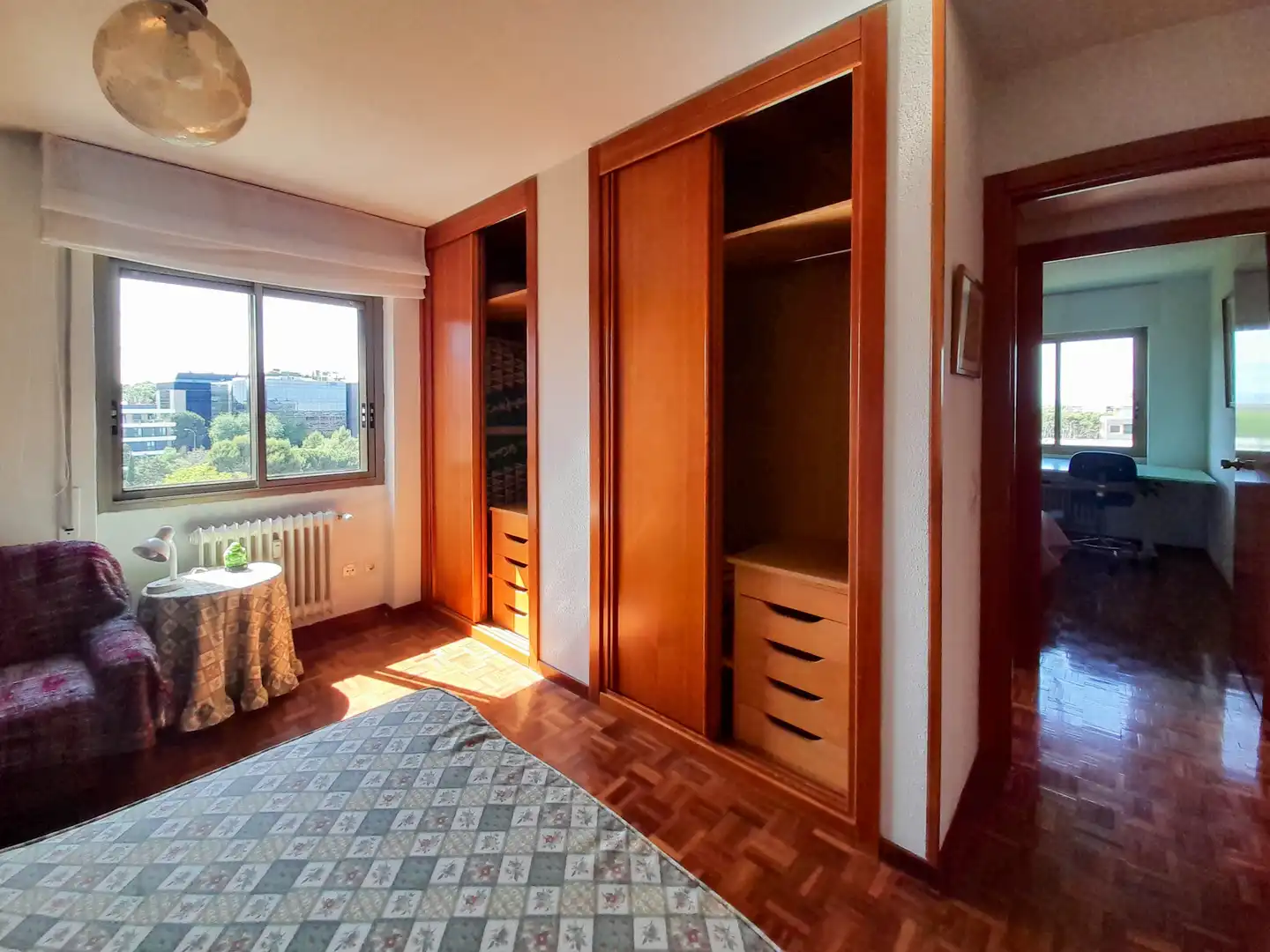 Bedroom of Flat for rent in Madrid  with Heating, Parquet flooring and Terrace