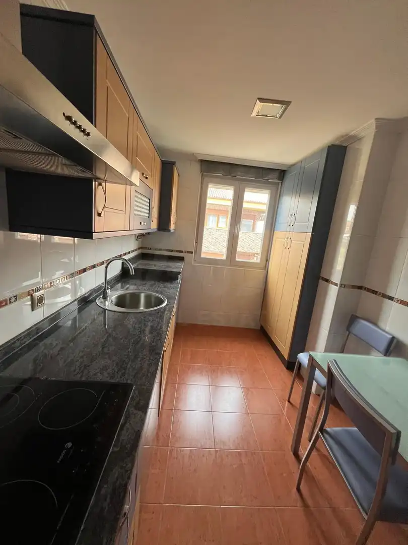 Flat with lift to rent in Calle ABOGADO JOSE FUERTES 5 5, imagen 5