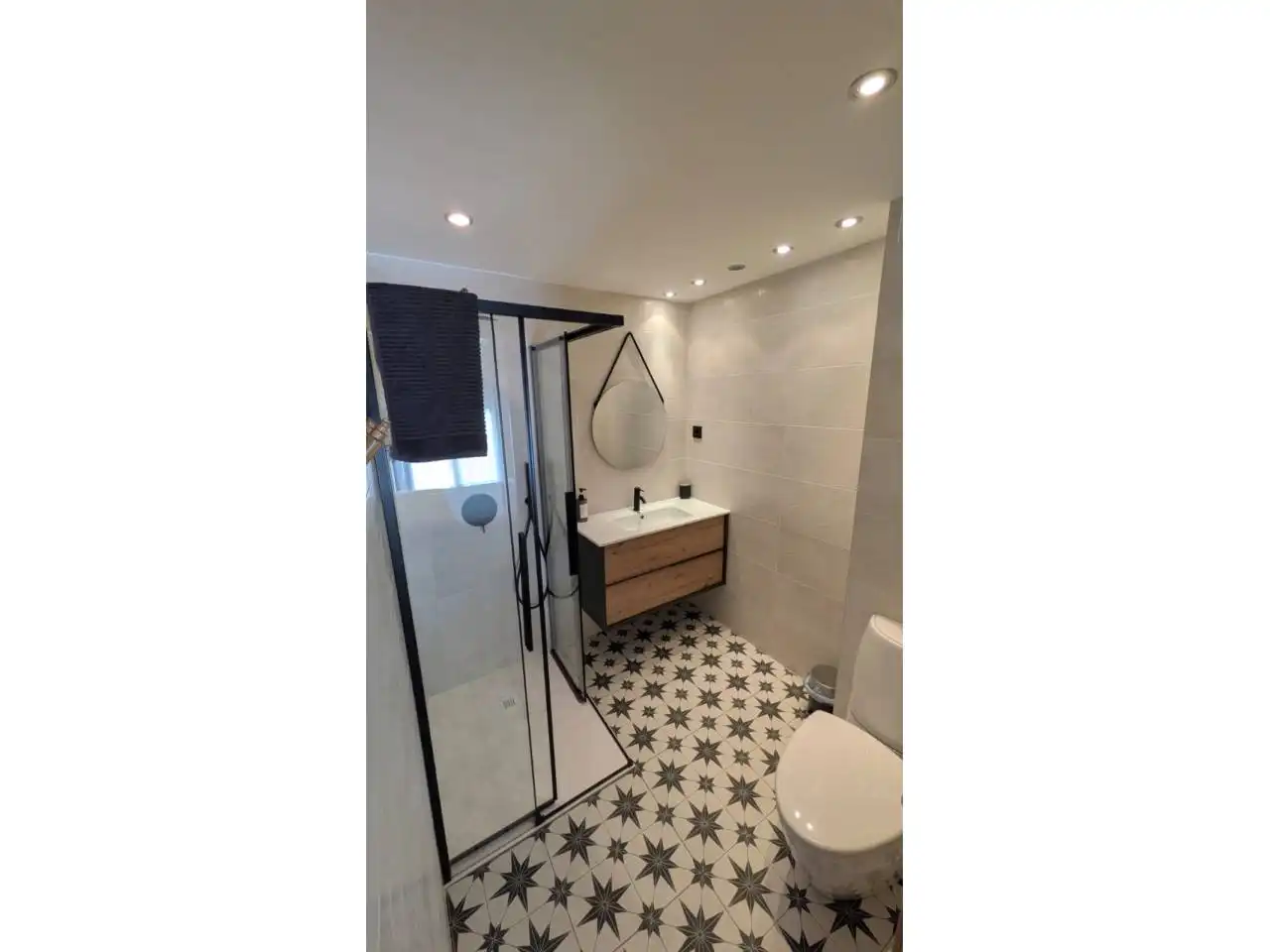 Baño de Piso en venta en León Capital  con Calefacción, Parquet y Trastero