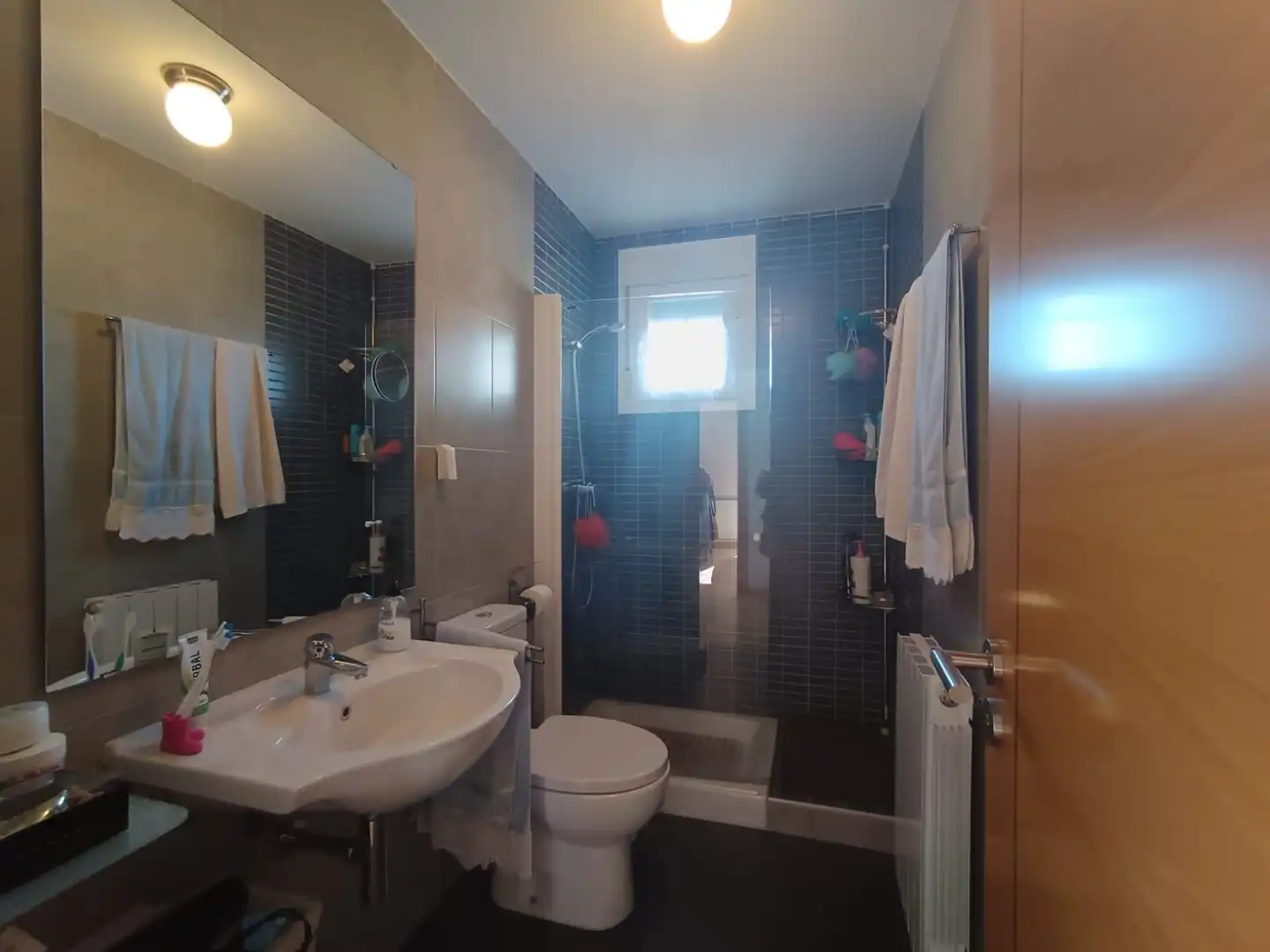 Bathroom of Houses for sale in Siétamo  with Air Conditioner, Heating and Private garden