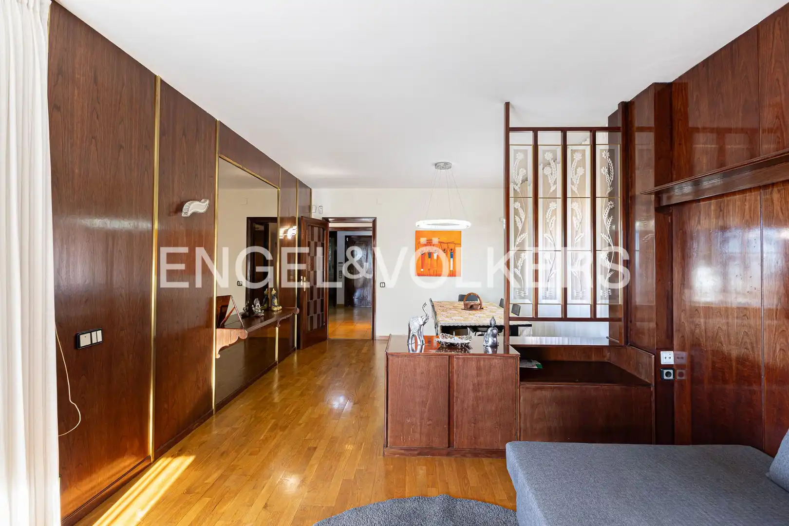 Sala de estar de Casa o chalet en venta en Sant Just Desvern con Aire acondicionado, Calefacción y Jardín privado