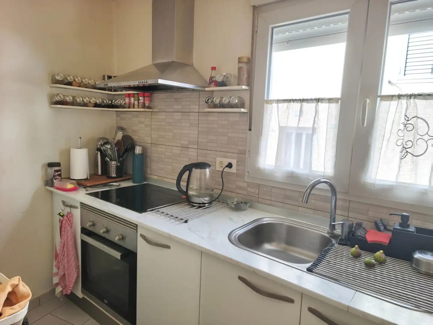 Cuina de Casa o xalet en venda en Candelaria amb Aire condicionat, Jardí privat i Terrassa