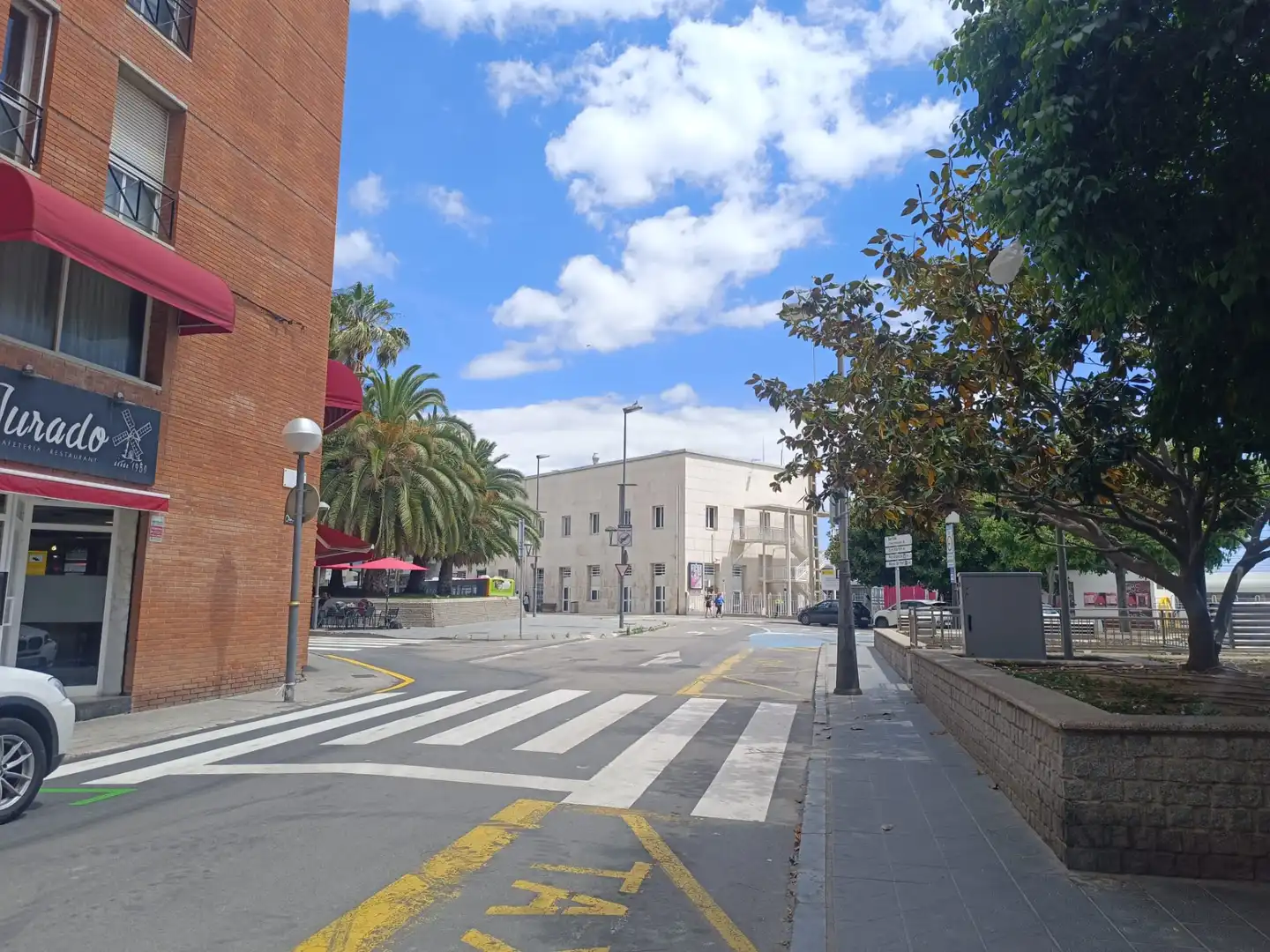Vista exterior de Local en venda en Tarragona