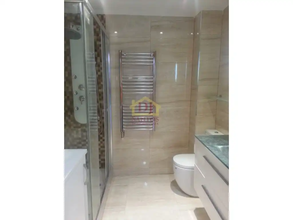 Apartamento de alquiler en Avenida de Italia, Carmelitas